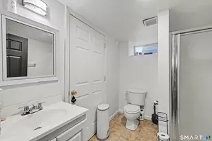 44 Toms Rd, Stamford, CT 06902 - Photo 31