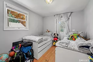 44 Toms Rd, Stamford, CT 06902 - Photo 37