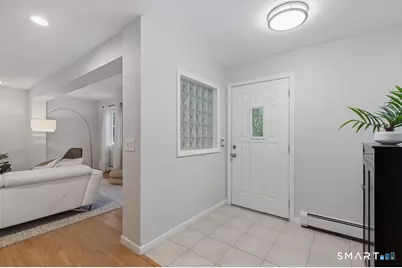 260 Arnold Lane, Orange, CT 06477 - Photo 15