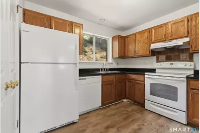 1 Beaver Brook Road #8, Danbury, CT 06810 - Photo 9
