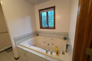 389 Old Colchester Rd, Hebron, CT 06231 - Photo 17