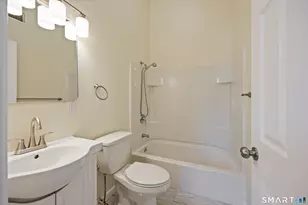 11 McClintock St, New Britain, CT 06053 - Photo 15