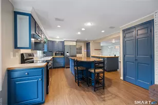 7 Nod Brook Dr, Simsbury, CT 06070 - Photo 9