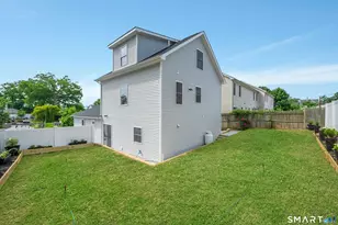 198 Castle Ave, Fairfield, CT 06825 - Photo 5