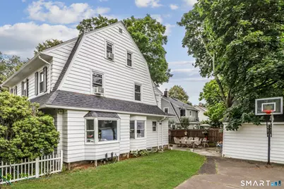 875 Cleveland Avenue, Bridgeport, CT 06604 - Photo 33