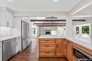 33 Old Stagecoach Rd, Redding, CT 06896 - Photo 15