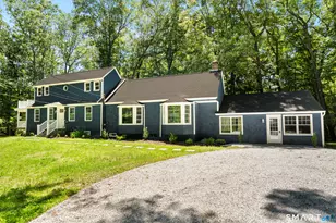 33 Old Stagecoach Rd, Redding, CT 06896 - Photo 1