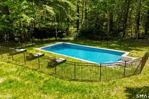33 Old Stagecoach Rd, Redding, CT 06896 - Photo 39