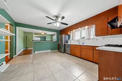 359-361 Pacific Street, Bridgeport, CT 06604 - Photo 11