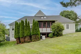 201 Strawberry Ln, South Windsor, CT 06074 - Photo 5