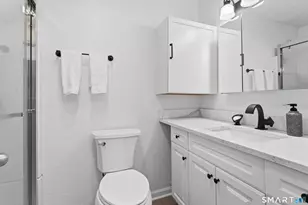 333 Vincellette St, Bridgeport, CT 06606 - Photo 15