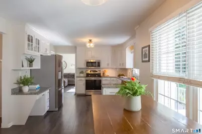30 Crested Ridge Court, Stratford, CT 06614 - Photo 11