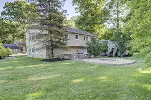 98 Osborn Ln, Monroe, CT 06468 - Photo 9