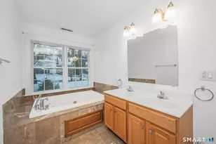 806 Hope St, Stamford, CT 06907 - Photo 15