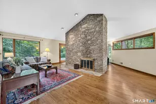 2 Merrywood, Simsbury, CT 06070 - Photo 3