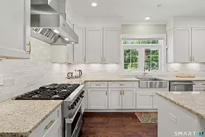 73 Candlewood Road, Orange, CT 06477 - Photo 9
