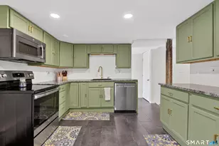 34 Downer St, Stonington, CT 06379 - Photo 13
