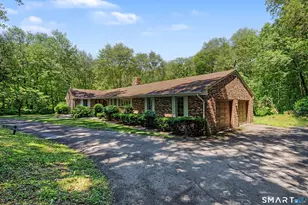 370 Hubbard Rd, Haddam, CT 06441 - Photo 3
