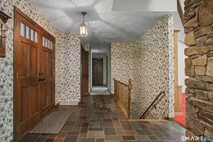 370 Hubbard Rd, Haddam, CT 06441 - Photo 7