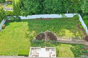 361 Lockwood Rd, Fairfield, CT 06825 - Photo 25