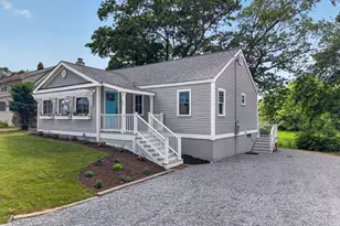 37 Woodland Dr, Old Saybrook, CT 06475 - Photo 1