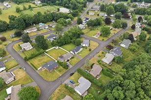 172 Valley View Dr, Meriden, CT 06450 - Photo 37