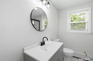 172 Valley View Dr, Meriden, CT 06450 - Photo 15