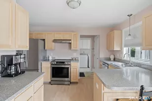 117 Hidden Valley Dr, Meriden, CT 06451 - Photo 19