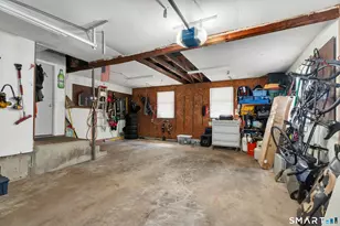 27 Idle Ln, Meriden, CT 06451 - Photo 29