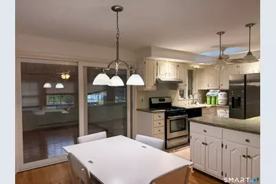 21 Fisco Drive, East Haven, CT 06513 - Photo 9