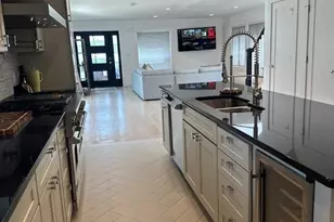 139 Mulberry St, Stamford, CT 06907 - Photo 9
