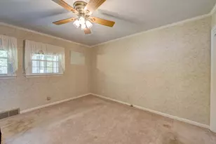 164 Sherwood Dr, Torrington, CT 06790 - Photo 21