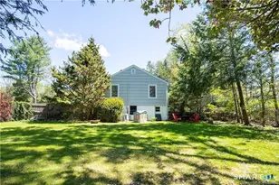 34 Crescent Rd, Westport, CT 06880 - Photo 7
