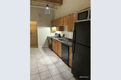 390 Charles Street #110, Bridgeport, CT 06606 - Photo 5