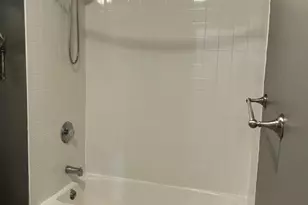 390 Charles St, Bridgeport, CT 06606 - Photo 11