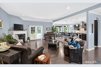 15 Claire Lane, Bloomfield, CT 06002 - Photo 5