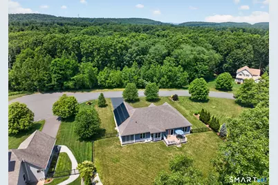 15 Claire Lane, Bloomfield, CT 06002 - Photo 39