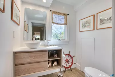 35 Dartmouth Road, Greenwich, CT 06807 - Photo 9