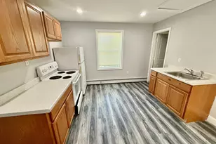 44 Haddam St, Hartford, CT 06106 - Photo 9