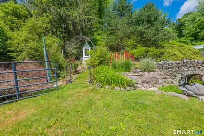 34 West Street, Newtown, CT 06470 - Photo 27