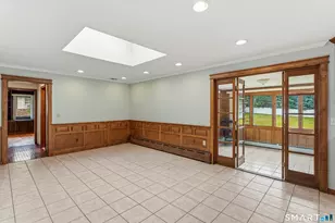 883 Saw Mill Rd, West Haven, CT 06516 - Photo 15