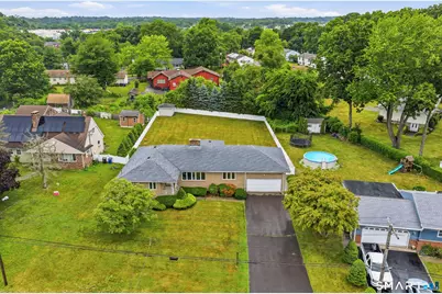 883 Sawmill Road, West Haven, CT 06516 - Photo 3
