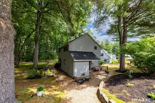15 Gray Pine Common, Avon, CT 06001 - Photo 3