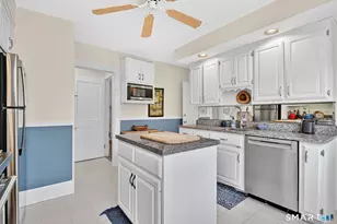 38 Price Blvd, West Hartford, CT 06119 - Photo 11