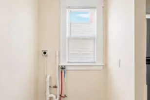 40-44 Vine St, Bridgeport, CT 06604 - Photo 3