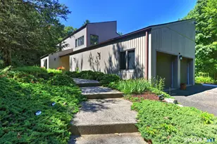 151 Cheshire Rd, Bethany, CT 06524 - Photo 1