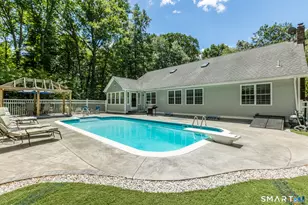 432 Green Hollow Rd, Killingly, CT 06239 - Photo 1