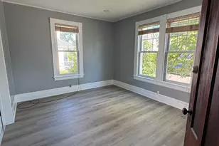 11 Betts Pl, Norwalk, CT 06855 - Photo 3