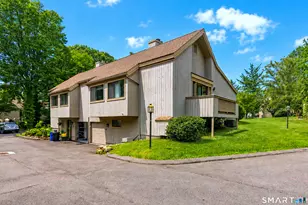 407 Montauk Ln, Stratford, CT 06614 - Photo 5