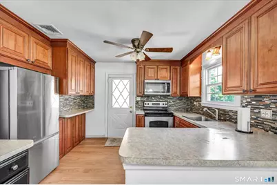 54 Manor Lane, South Windsor, CT 06074 - Photo 7